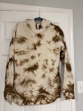 lululemon athletica Tie-Dye Hoodie in Brown and Cream